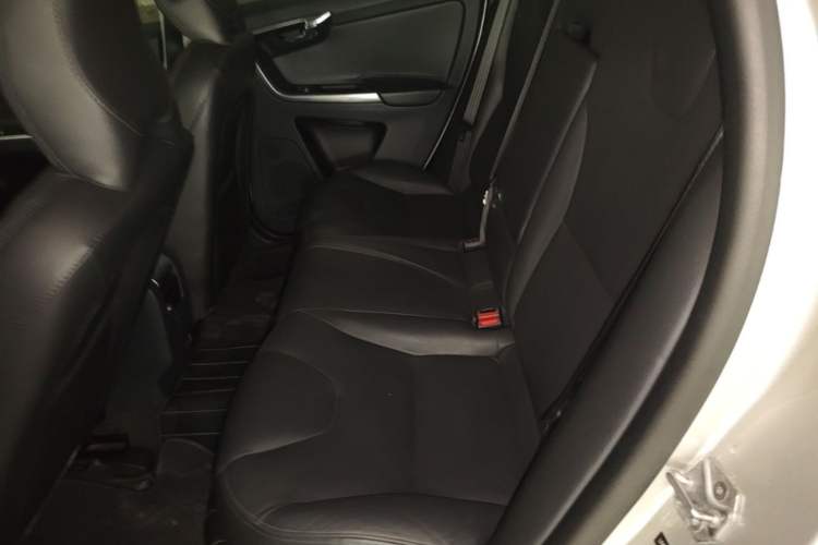 Used Volvo XC60 2017 T5 Smart Upgrade Edition Left Rear Seat