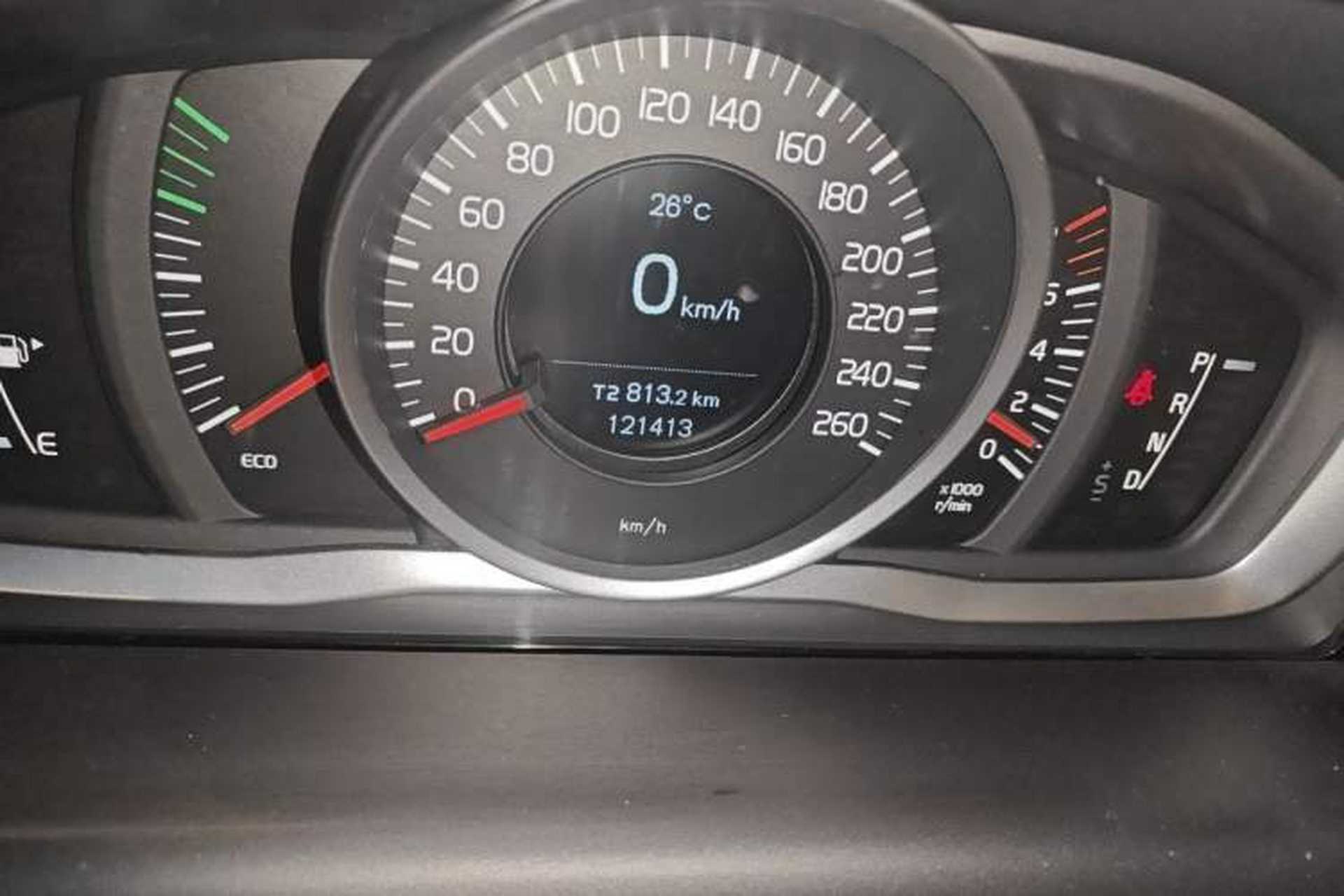 Used Volvo XC60 2017 T5 Smart Upgrade Edition Odometer Close Up