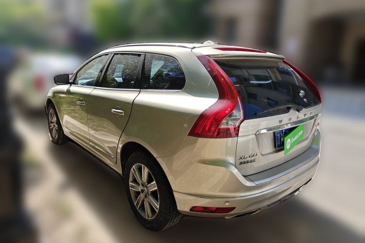 Used Volvo XC60 2017 T5 AWD Smart Range Edition Rear Left 45 Deg