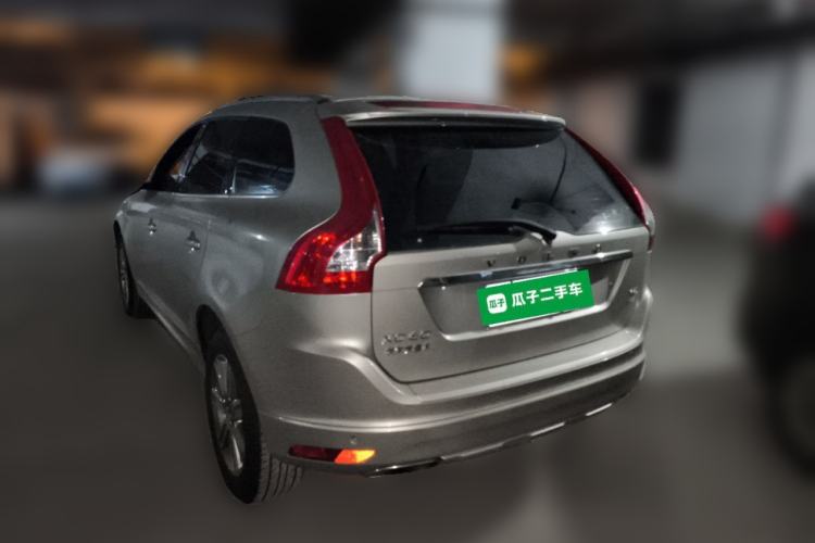 Used Volvo XC60 2017 T5 AWD Smart Upgrade Edition Rear Left 45 Deg
