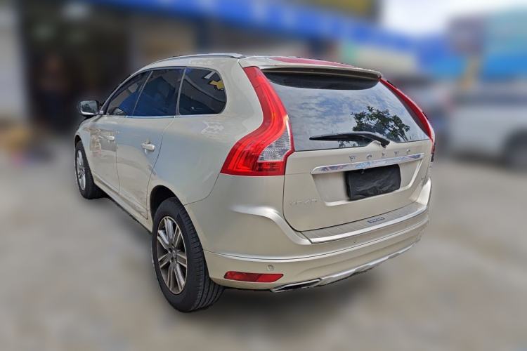 Used Volvo XC60 2017 T5 AWD Smart Upgrade Edition Rear Left 45 Deg