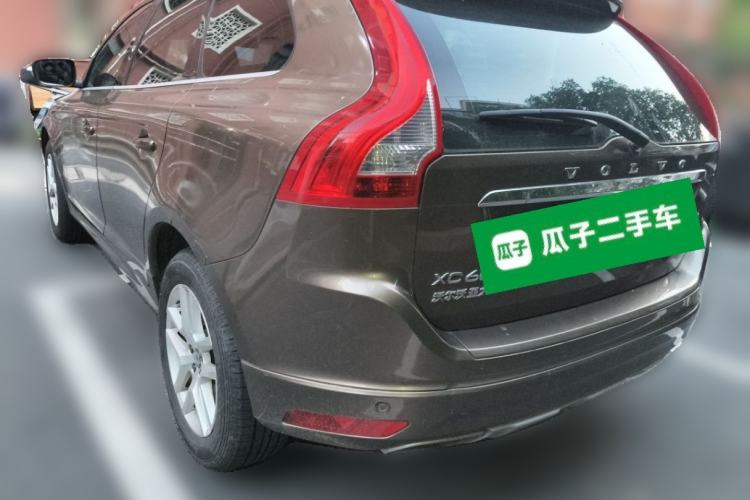 Used Volvo XC60 2017 T5 Smart Upgrade Edition Rear Left 45 Deg