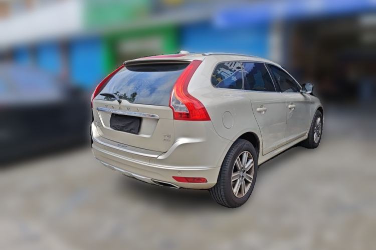 Used Volvo XC60 2017 T5 AWD Smart Upgrade Edition Rear Right 45 Deg