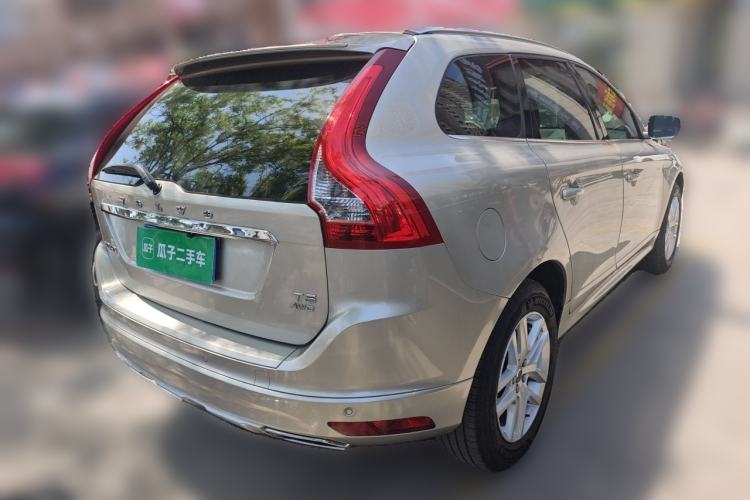 Used Volvo XC60 2017 T5 Smart Upgrade Edition Rear Right 45 Deg