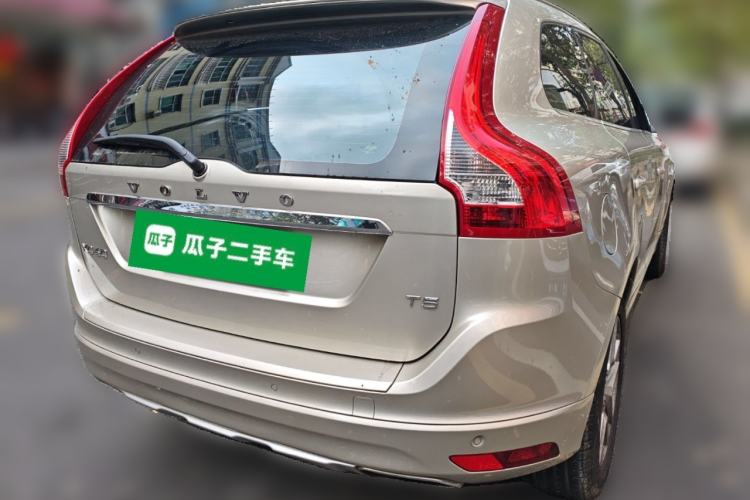 Used Volvo XC60 2017 T5 Smart Upgrade Edition Rear Right 45 Deg