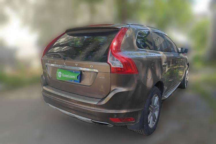 Used Volvo XC60 2017 T5 AWD Smart Upgrade Edition Rear Right 45 Deg