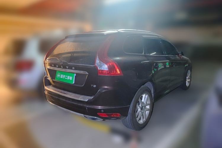 Used Volvo XC60 2017 T5 Smart Upgrade Edition Rear Right 45 Deg