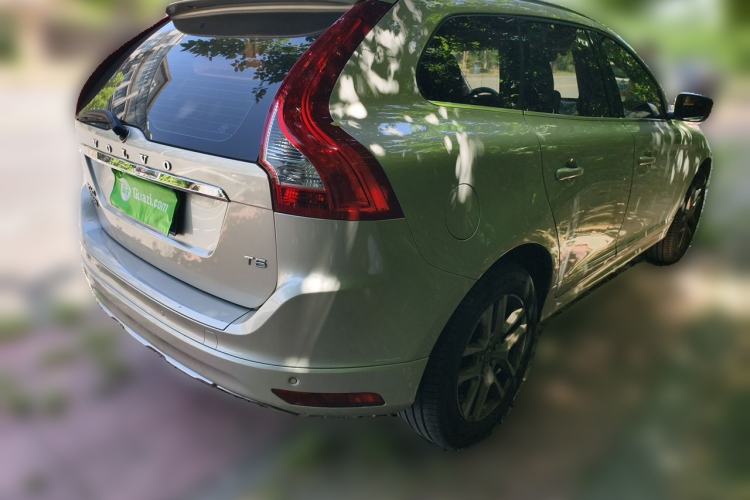 Used Volvo XC60 2017 T5 Smart Upgrade Edition Rear Right 45 Deg