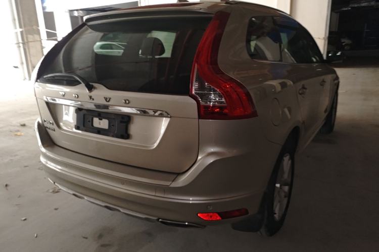 Used Volvo XC60 2017 T5 Smart Upgrade Edition Rear Right 45 Deg