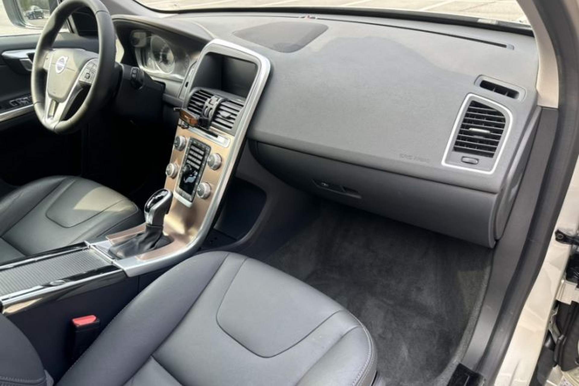 Used Volvo XC60 2017 T5 Smart Upgrade Edition Right Front Seat