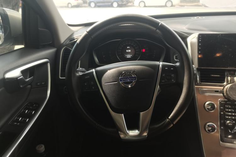 Used Volvo XC60 2017 T5 AWD Smart Upgrade Edition Steering Wheel