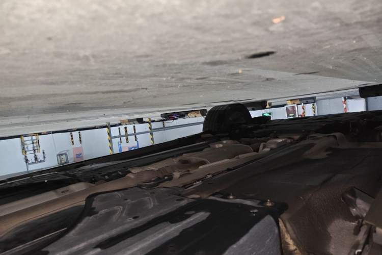 Used Volvo XC60 2017 T5 AWD Smart Upgrade Edition Chassis Rear Left