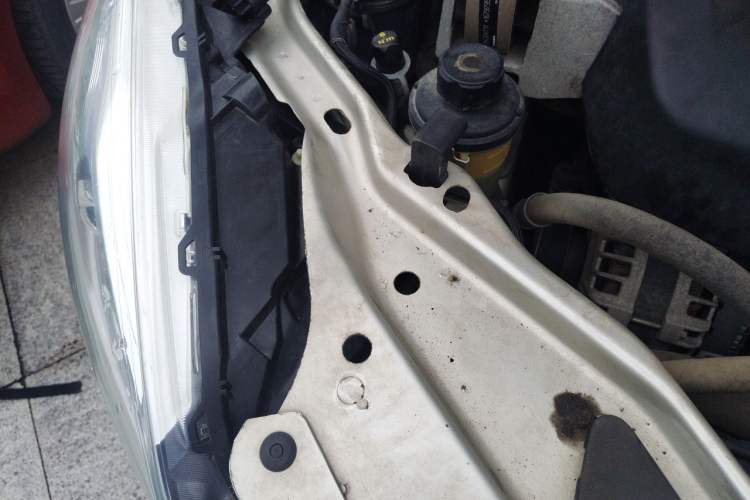 Used Volvo XC60 2017 T5 Smart Upgrade Edition Engine Bay Right