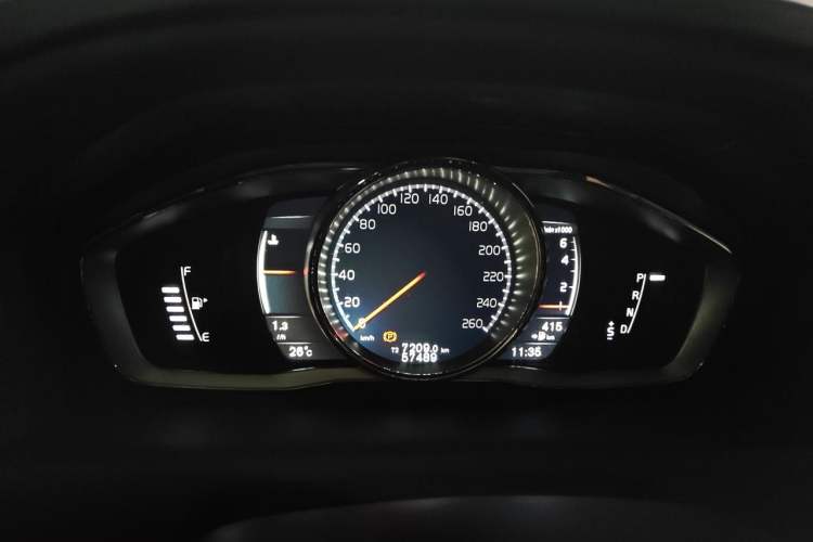 Used Volvo XC60 2017 T5 AWD Smart Upgrade Edition Instrument Cluster