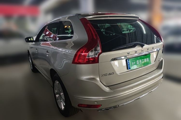 Used Volvo XC60 2017 T5 Smart Upgrade Edition Rear Left 45 Deg
