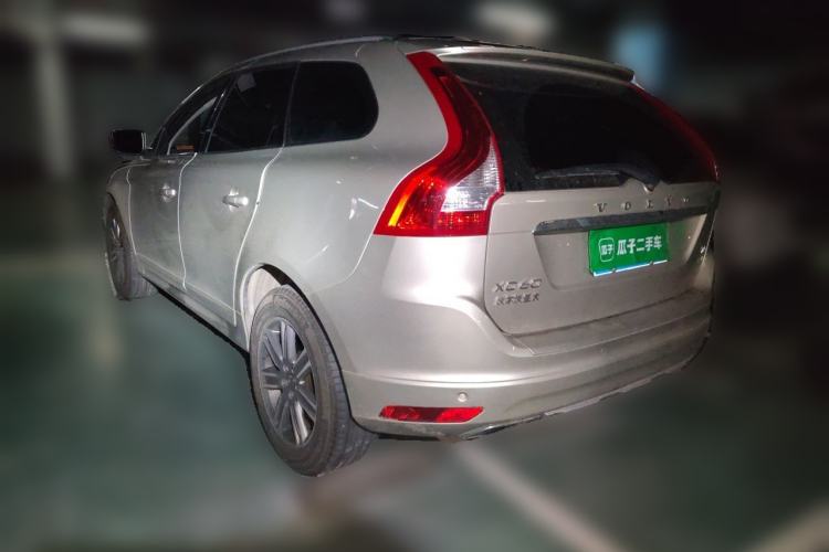 Used Volvo XC60 2017 T5 AWD Smart Upgrade Edition Rear Left 45 Deg