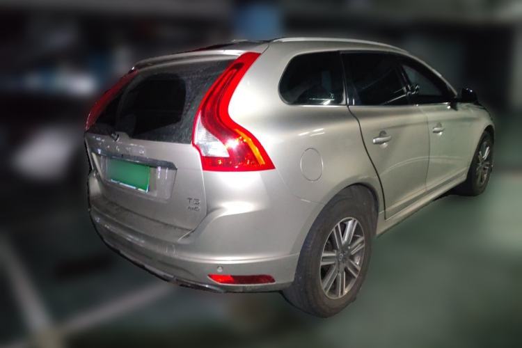Used Volvo XC60 2017 T5 AWD Smart Upgrade Edition Rear Right 45 Deg