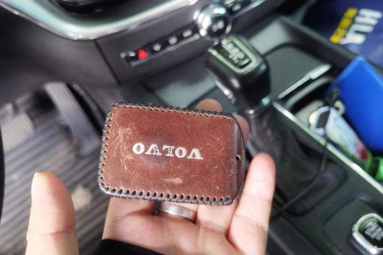 Used Volvo XC60  Vehicle Key