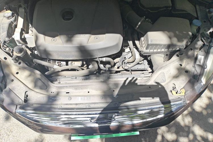 Used Volvo XC60 2017 T5 AWD Smart Upgrade Edition Engine Bay