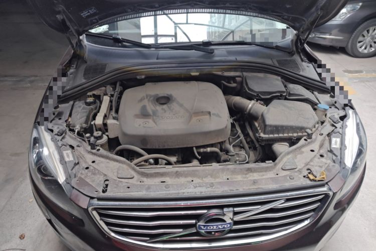 Used Volvo XC60 2017 T5 Smart Upgrade Edition Engine Bay
