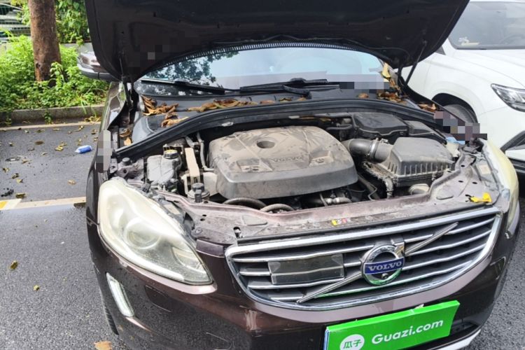 Used Volvo XC60 2017 T5 AWD Smart Drive Edition Engine Bay Right