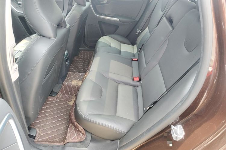 Used Volvo XC60 2017 T5 Smart Upgrade Edition Left Rear Seat