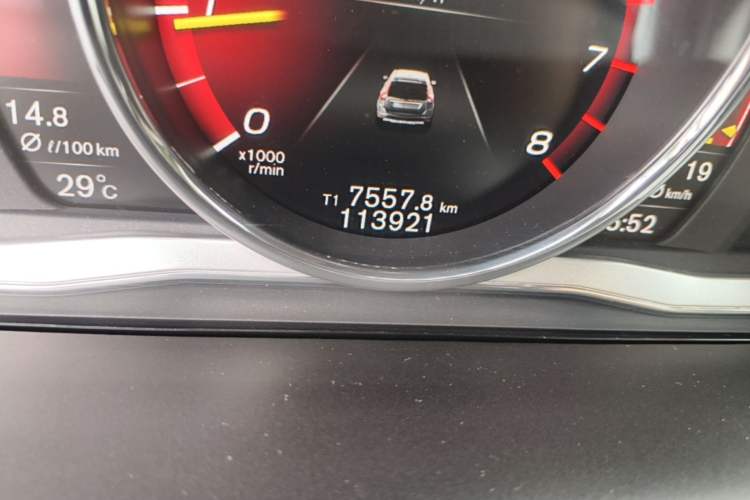 Used Volvo XC60 2017 T5 AWD Smart Drive Edition Odometer Close Up