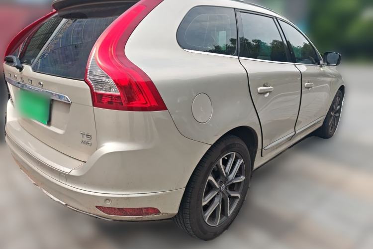 Used Volvo XC60 2017 T5 AWD Smart Upgrade Edition Rear Right 45 Deg