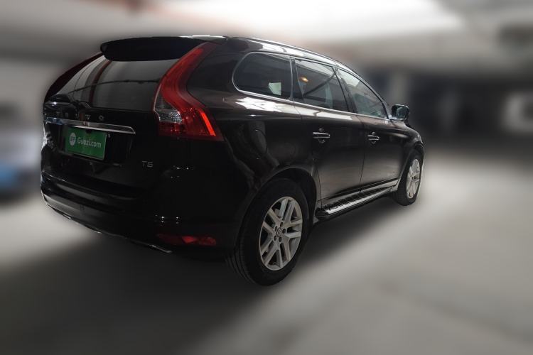 Used Volvo XC60 2017 T5 Smart Upgrade Edition Rear Right 45 Deg