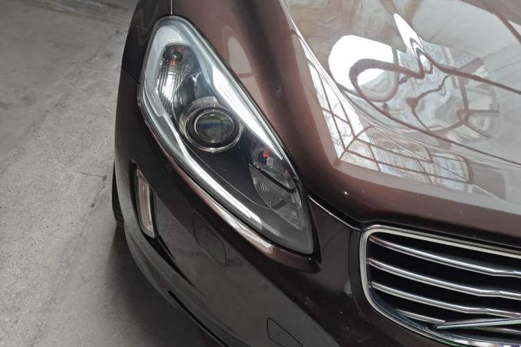 Used Volvo XC60 2017 T5 Smart Upgrade Edition Right Front Headlight