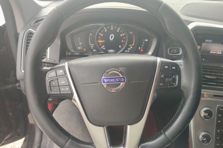 Used Volvo XC60 2017 T5 AWD Smart Upgrade Edition Steering Wheel