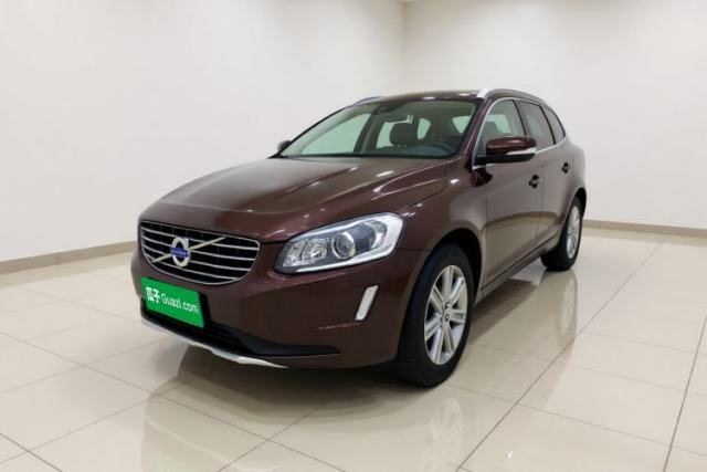 Volvo XC60 2017 T5 AWD Smart Upgrade Edition с пробегом