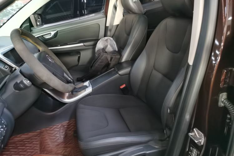 Used Volvo XC60 2017 T5 Smart Edition Left Front Seat