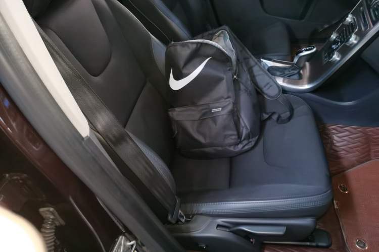 Used Volvo XC60 2017 T5 Smart Edition Right Front Seat