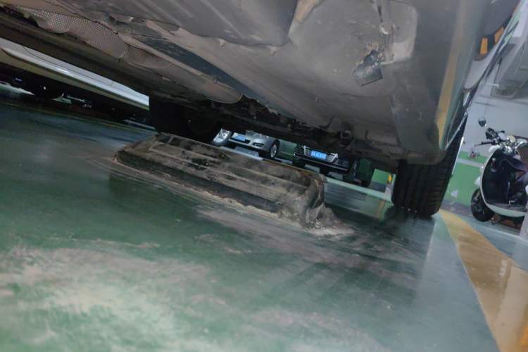 Used Volvo XC60 2017 T5 Smart Edition Chassis Rear Right