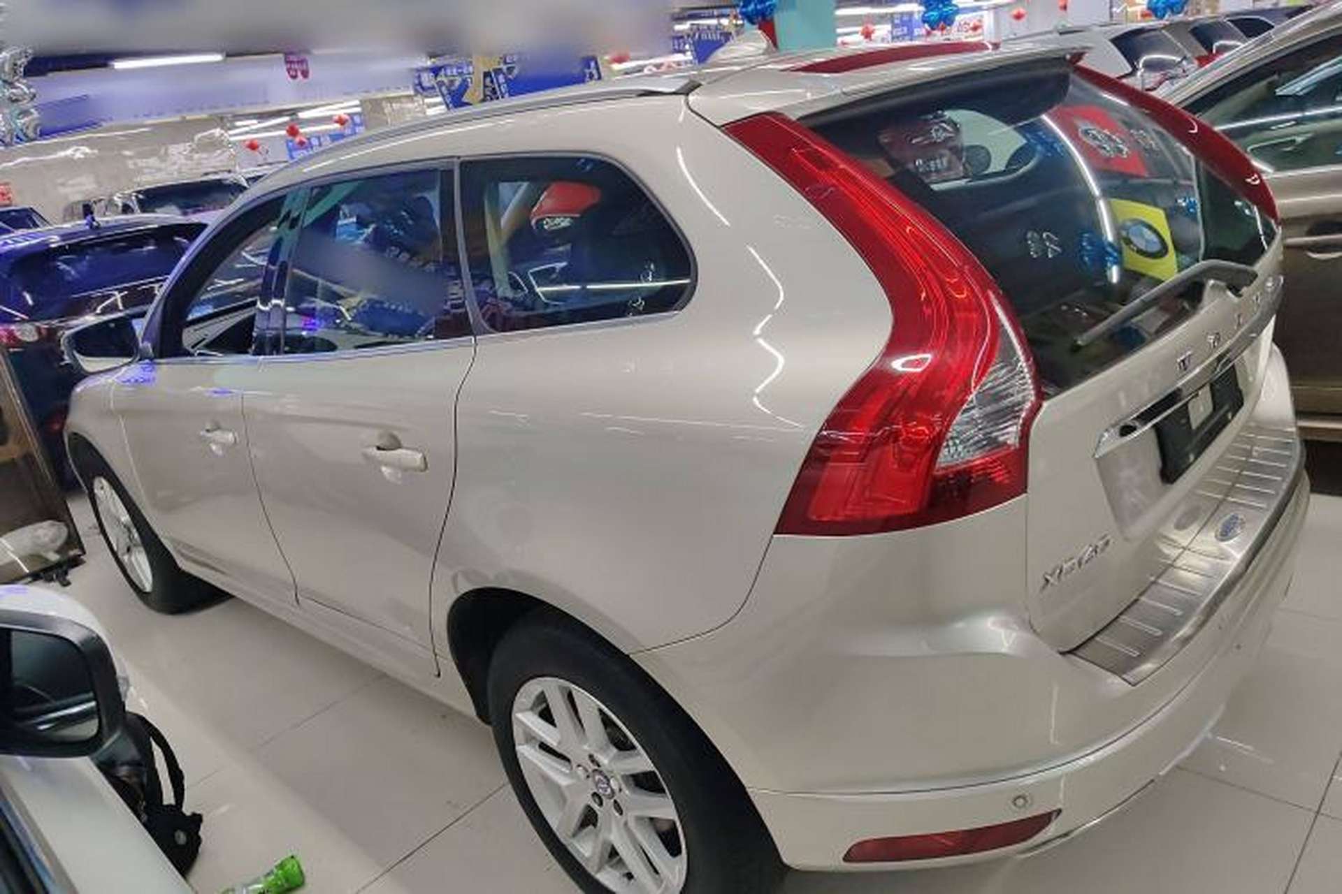 Used Volvo XC60 2017 T5 Smart Upgrade Edition Exterior 3