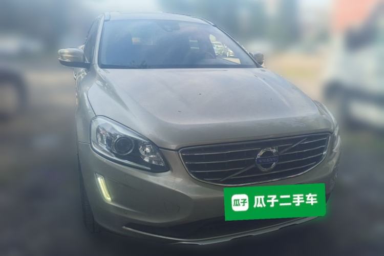Used Volvo XC60 2017 T5 AWD Smart Upgrade Model Front Right 45 Deg