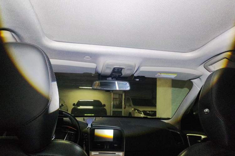 Used Volvo XC60 2017 T5 Smart Upgrade Edition Headliner