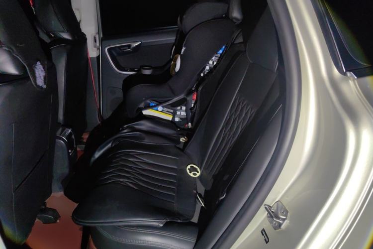 Used Volvo XC60 2017 T5 Smart Edition Left Rear Seat