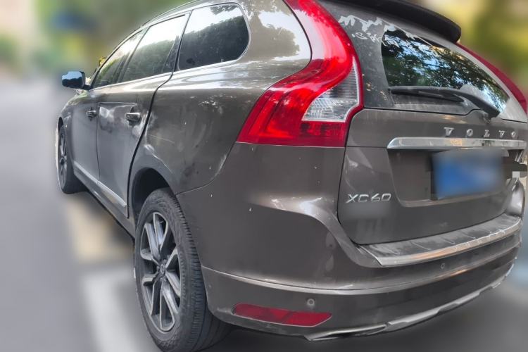 Used Volvo XC60 2017 T5 AWD Smart Upgrade Edition Rear Left 45 Deg
