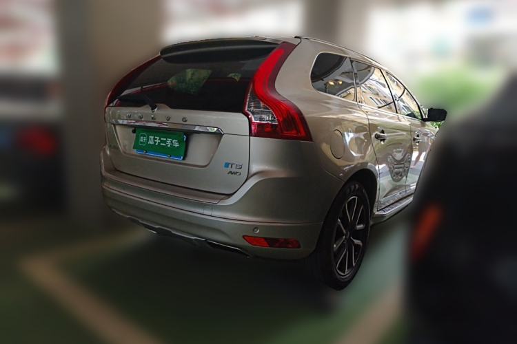 Used Volvo XC60 2017 T5 AWD Smart Upgrade Edition Rear Right 45 Deg