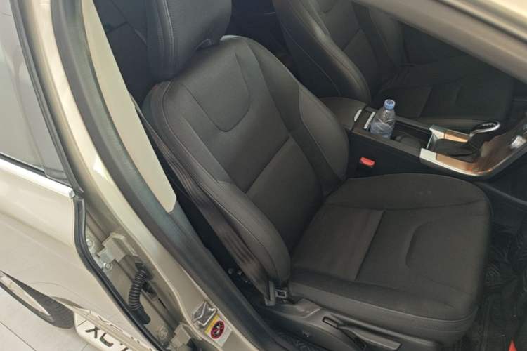 Used Volvo XC60 2017 T5 Smart Edition Right Front Seat