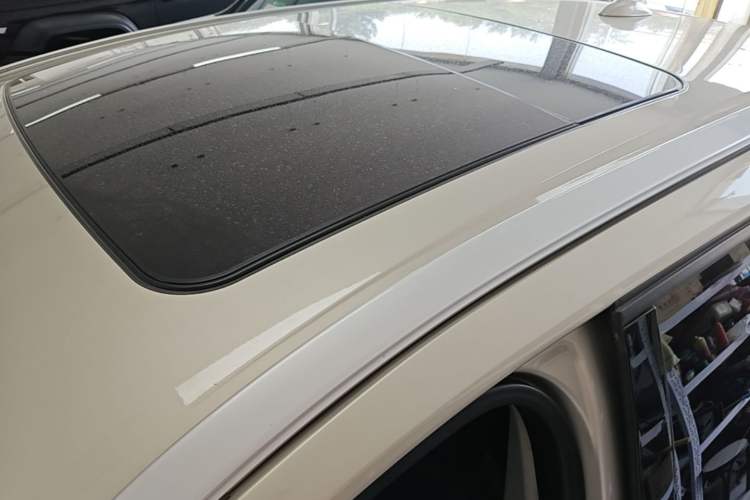 Used Volvo XC60 2017 T5 AWD Smart Upgrade Edition Roof