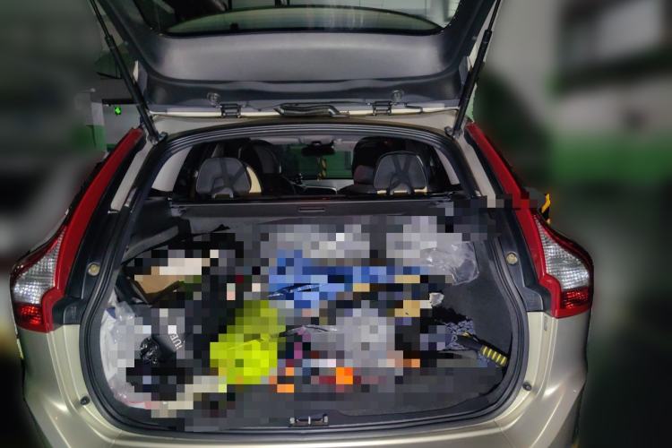 Used Volvo XC60 2017 T5 Smart Edition Trunk