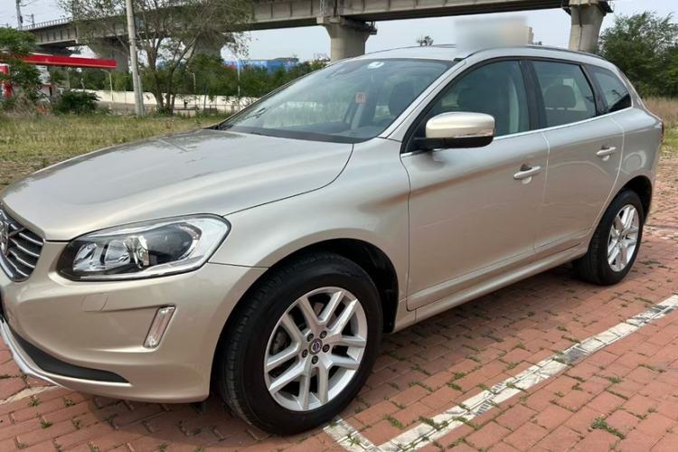 Used Volvo XC60 2017 T5 Smart Upgrade Edition Guazi used car, China used car export, Used car for sale, Used cars, Cheapest cars for sale