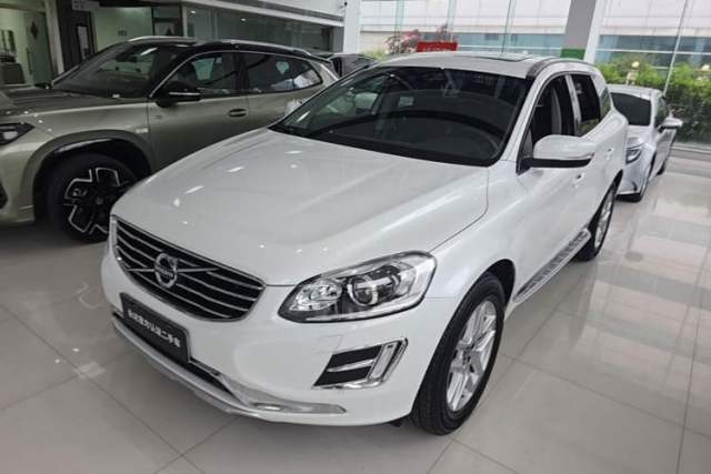 Used Volvo XC60 2017 T5 Smart Upgrade Edition