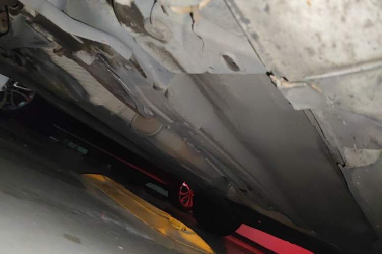 Used Volvo XC60 2017 T5 Smart Upgrade Edition Chassis Front Left