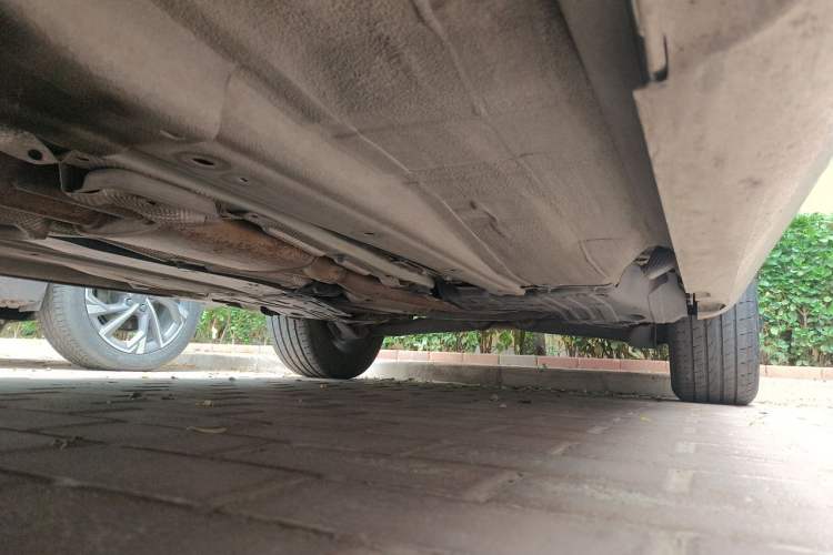 Used Volvo XC60 2017 T5 AWD Smart Range Edition Chassis Front Left