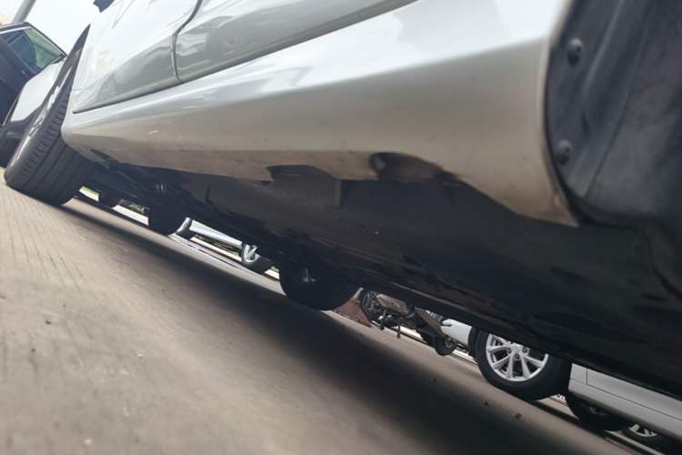 Used Volvo XC60 2017 T5 Smart Upgrade Edition Chassis Rear Left
