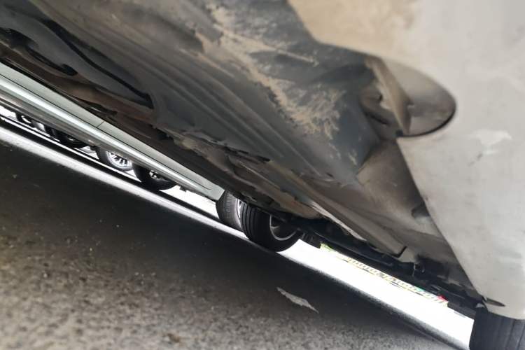 Used Volvo XC60 2017 T5 Smart Upgrade Edition Chassis Rear Right